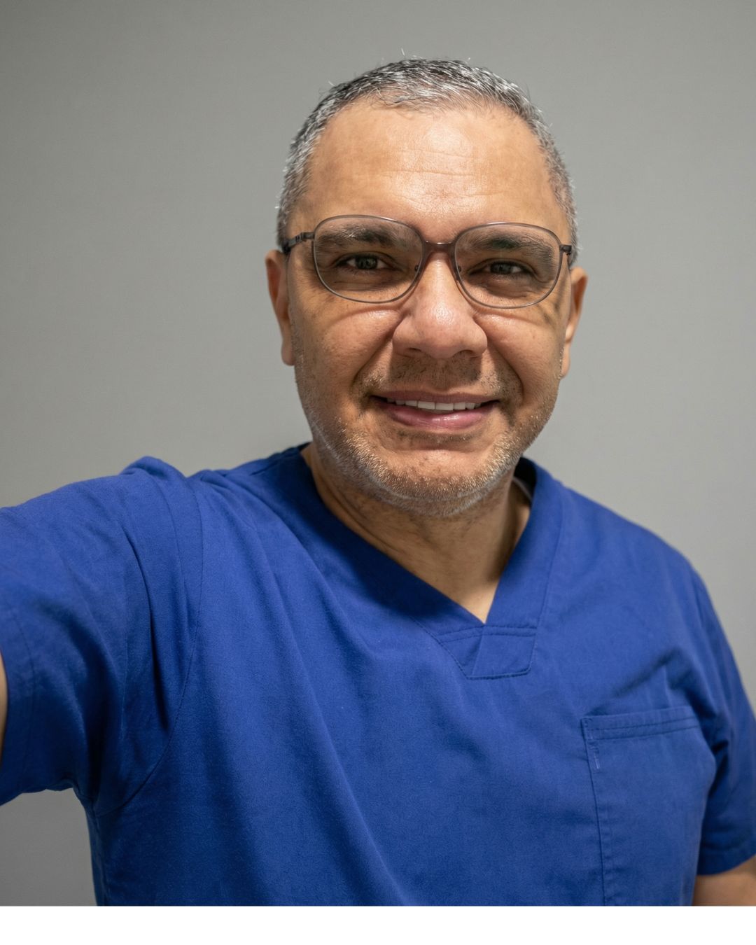 Dr. Antonio Castro